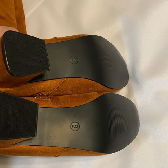 Size 9 women's faux suede knee-high boots with block chunky heel - Picture 11 of 13